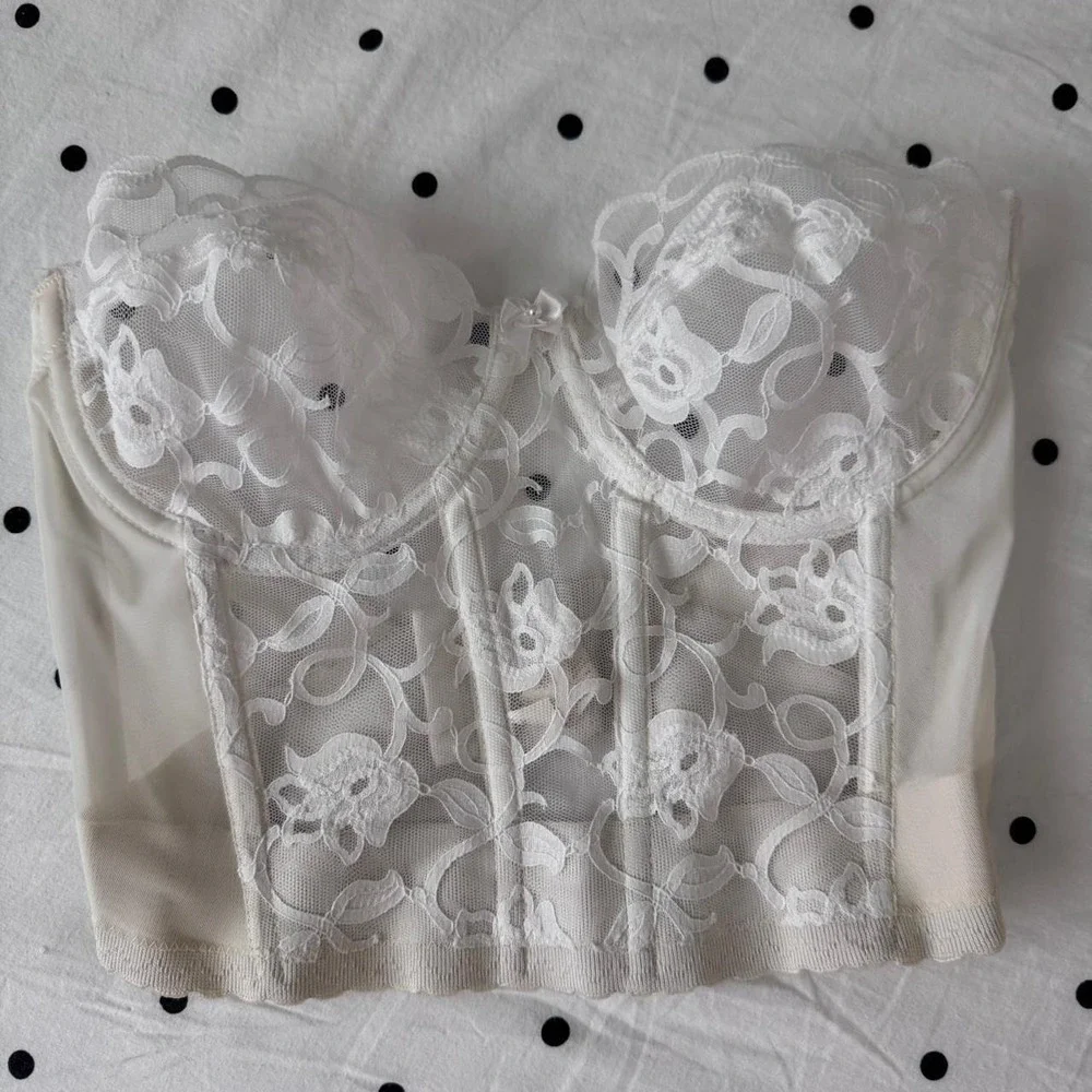 Vintage Gold Label Victoria's Secret RARE White and cream Lace Corset